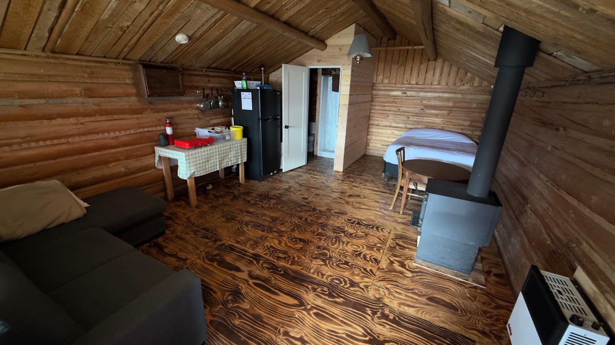 Side picture vintage cabin