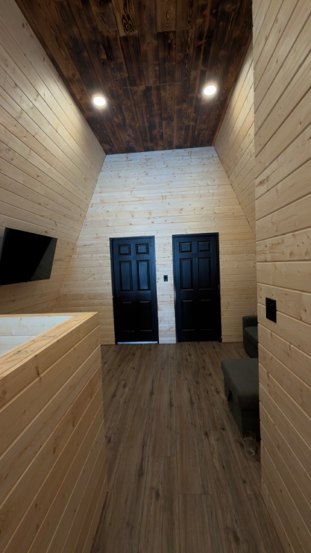Lodge upstairs door